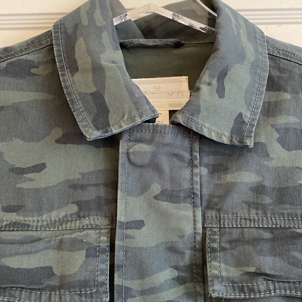 Caslon Nordstrom Camo Green Utility Jacket Zip Snap Closure Size S Petite - Picture 3 of 11
